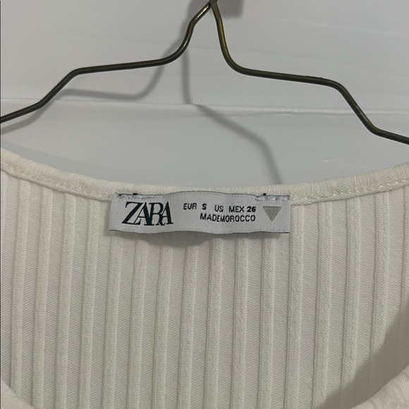 Zara Cream Ribbed Bodysuit with Dramatic Organza Ruffles - Picture 2 of 2